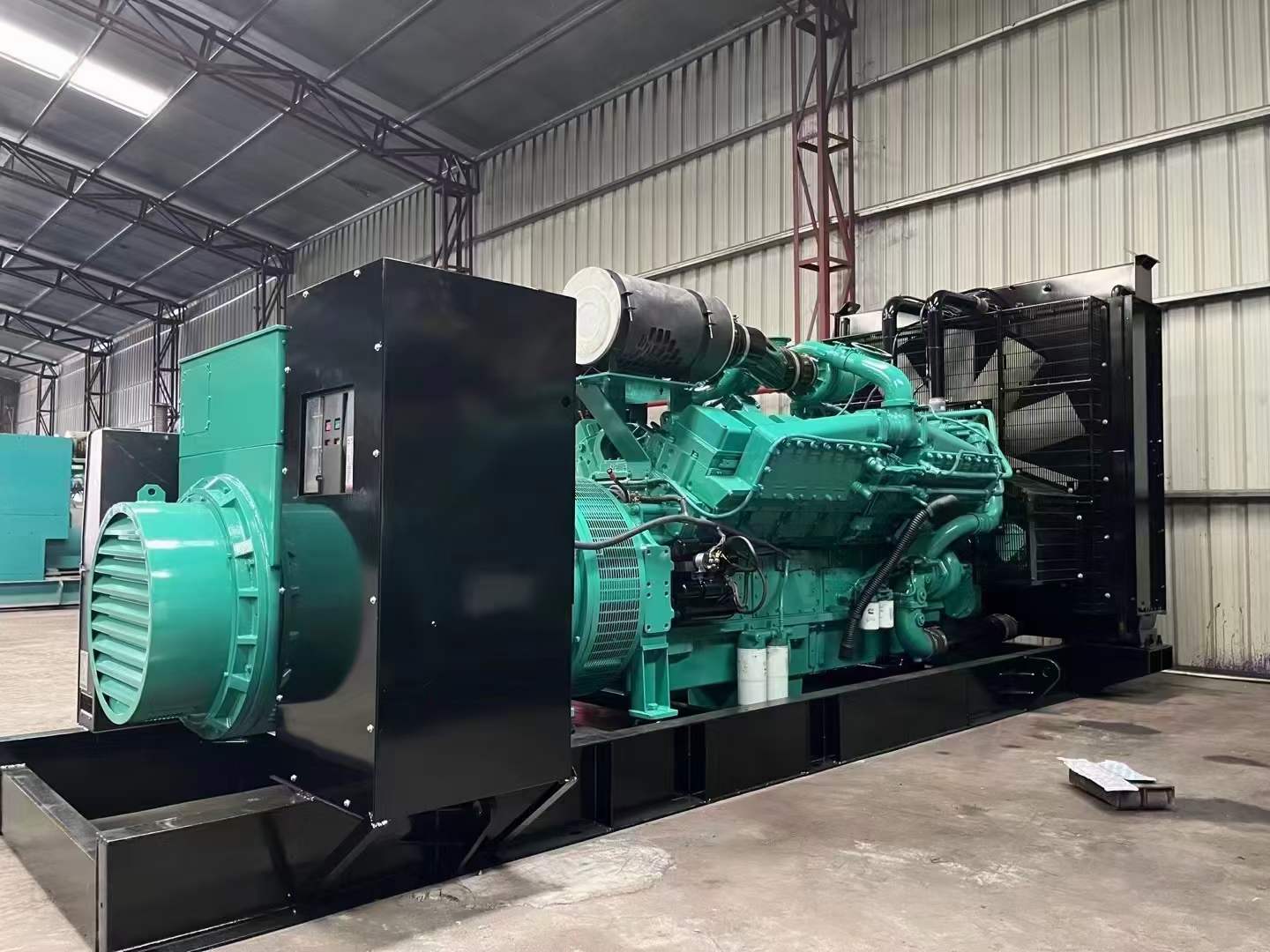连云如何降低 800kW 柴油发电机输出电流的波动?