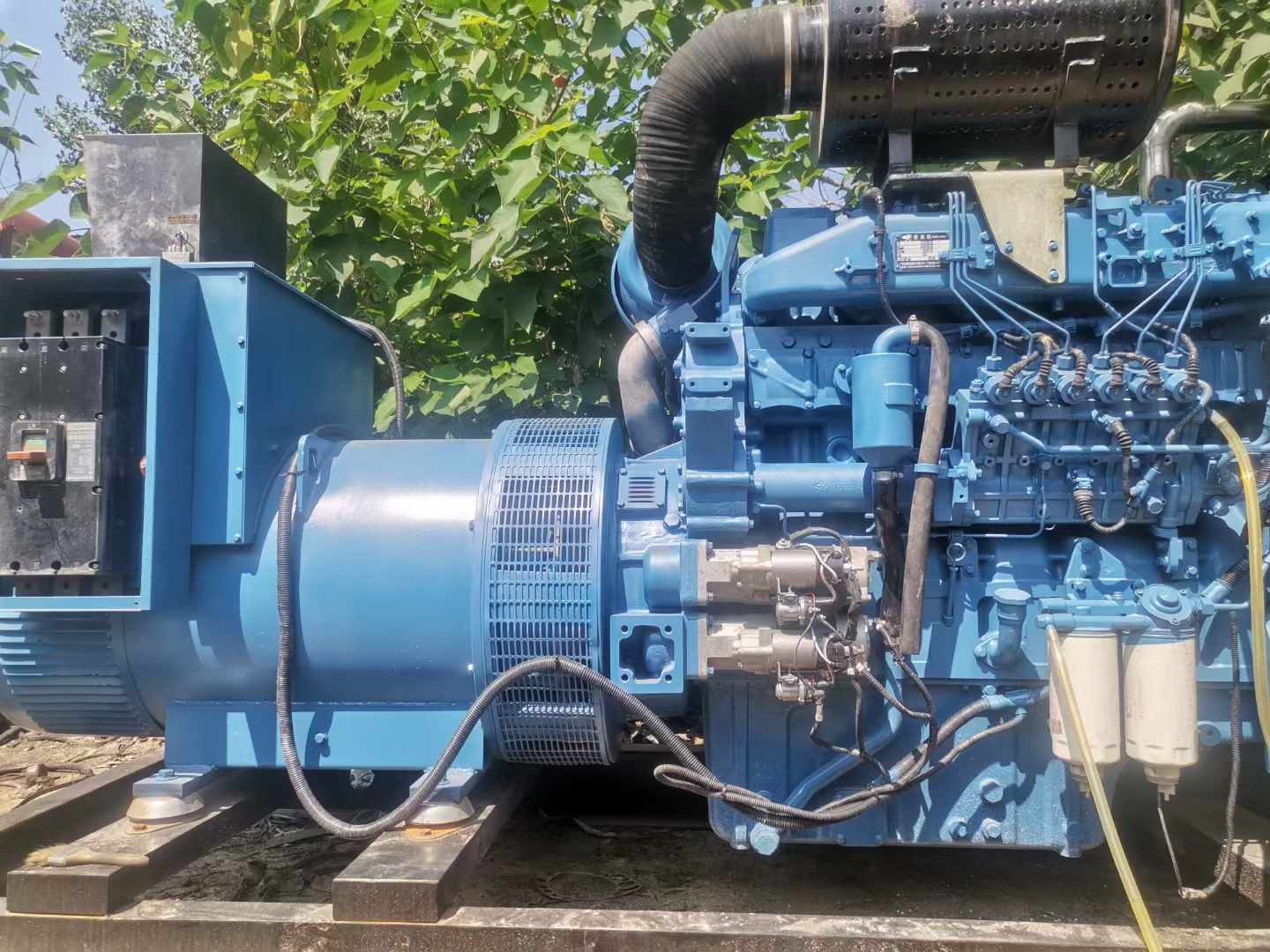 连云详细说明降低 800kW 柴油发电机输出电流波动的方法